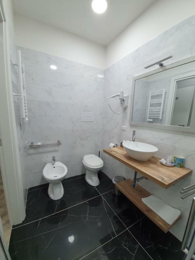 Dimorra Boutique Rooms Naples Exterior photo